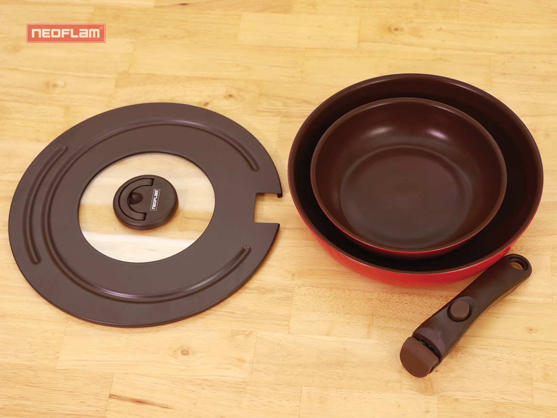 vung chảo vuông 24cm