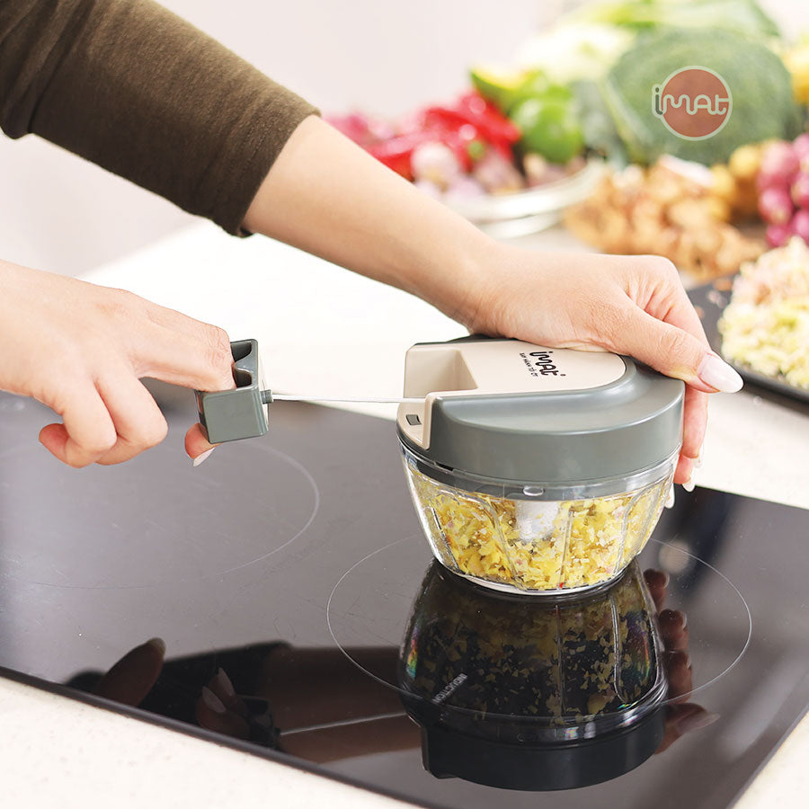 Cối xay tỏi ớt kéo tay cốc Tritan