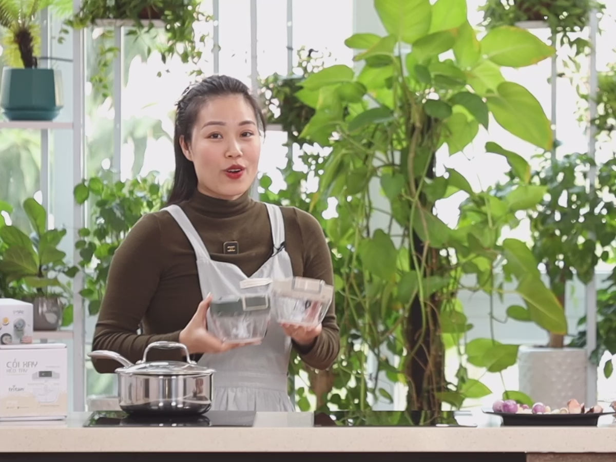 Cối xay tỏi ớt kéo tay cốc Tritan